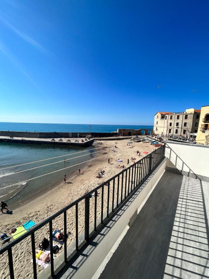 Casa Marina, La Terrazza Sul Mare Bed & Breakfast Cefalu Bagian luar foto