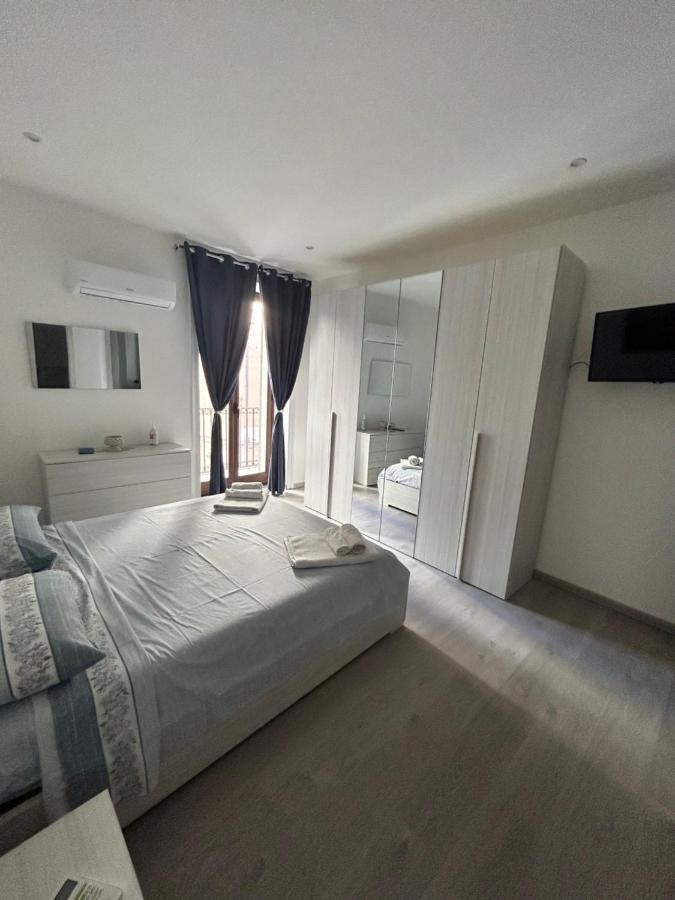 Casa Marina, La Terrazza Sul Mare Bed & Breakfast Cefalu Bagian luar foto